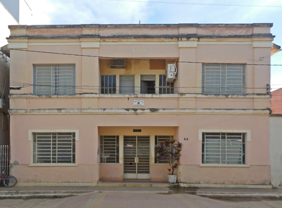 Entre os anos 1960 e 2004 a Câmara Municipal funcionou no mesmo prédio da Prefeitura.